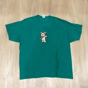 Green cotton t-shirt with fun bear print